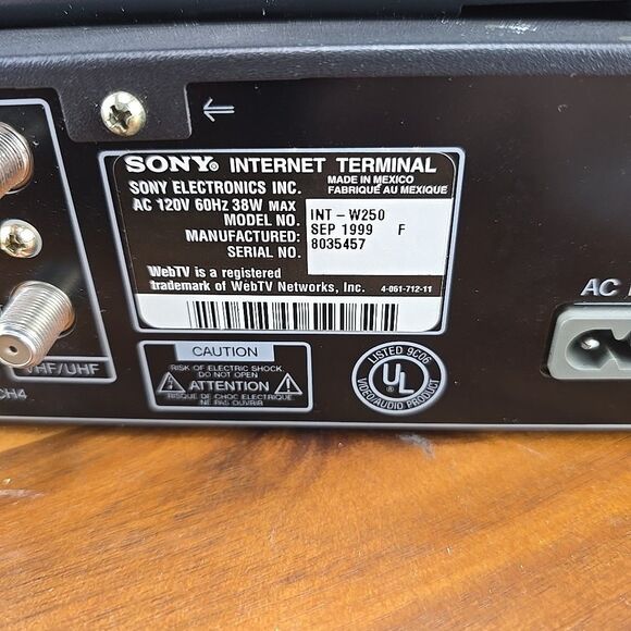 Vintage Sony INT-W250  Internet‎ Terminal WebTV  w/ Keyboard No Cords Untested - Picture 13 of 13